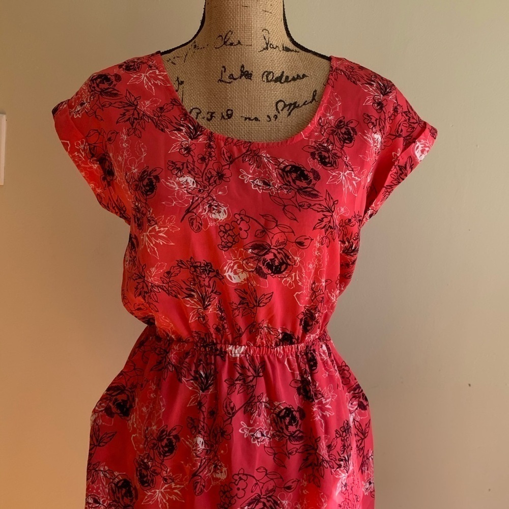 Candie’s pink black floral dress size S - Picture 4 of 9